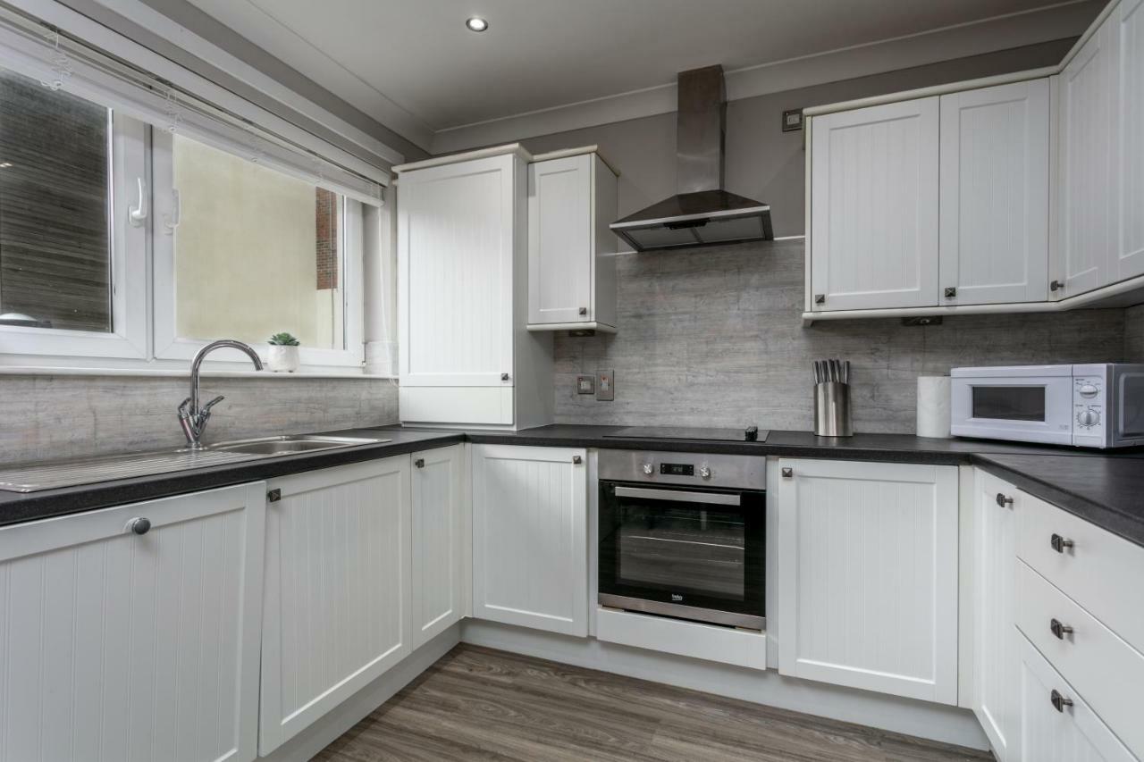 Iona Residence - Donnini Apartments Ayr Buitenkant foto